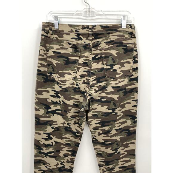 No Boundaries High Rise Skinny 13 Green Camo Jeans - Picture 3 of 9